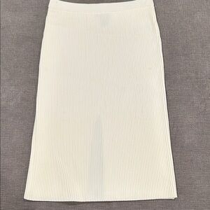 Forever 21 Cream Ribbed Pencil Skirt
